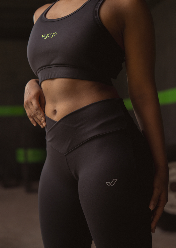 VYAYA Black Yoga Pant
