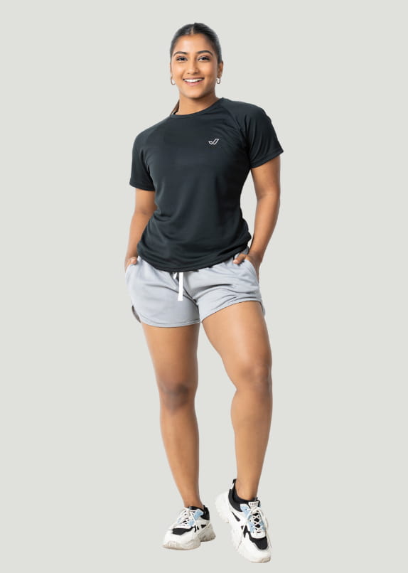 VYAYA Black Ultralight Tee