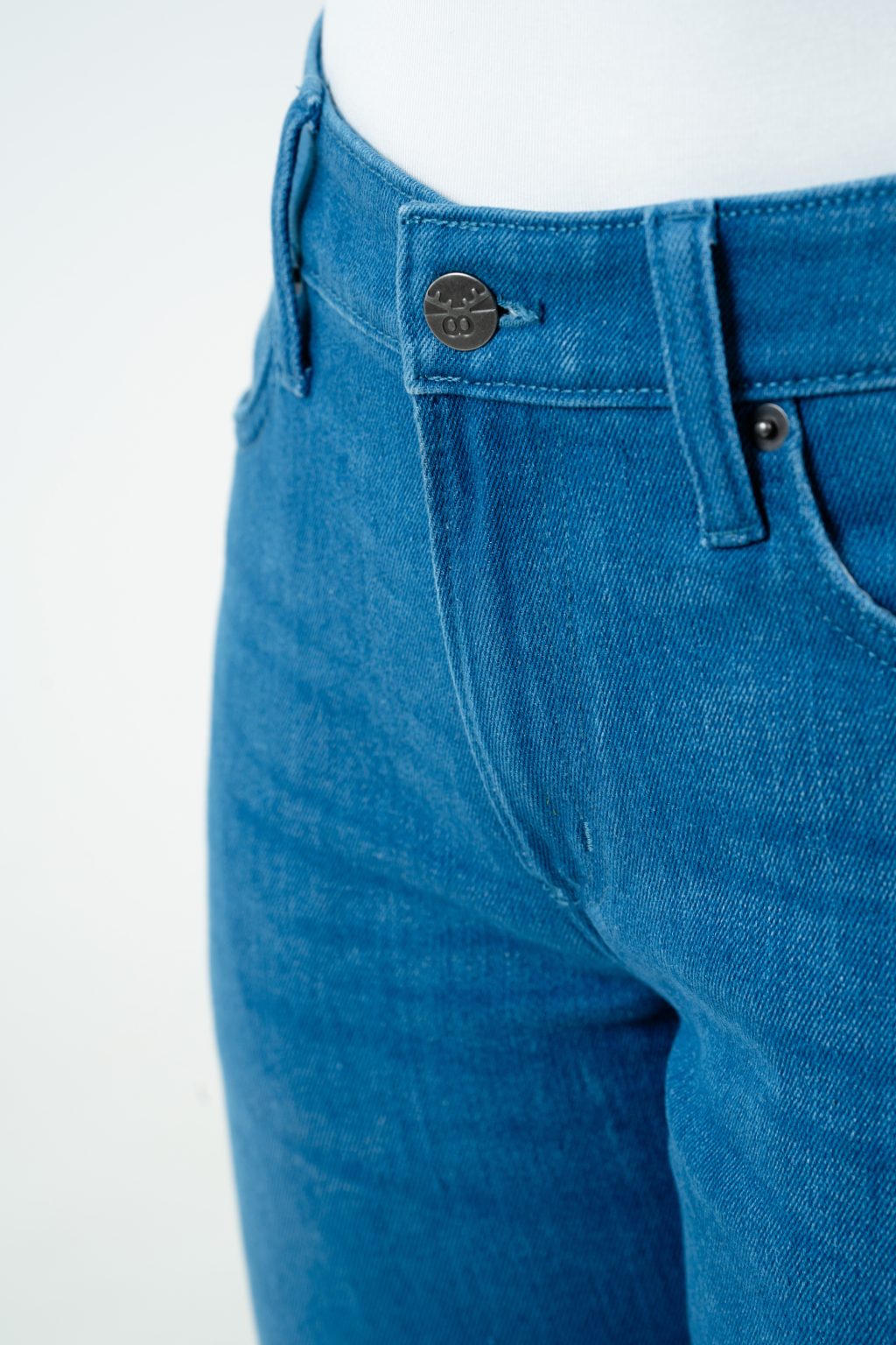 Moose Women’s Straight Fit Denim