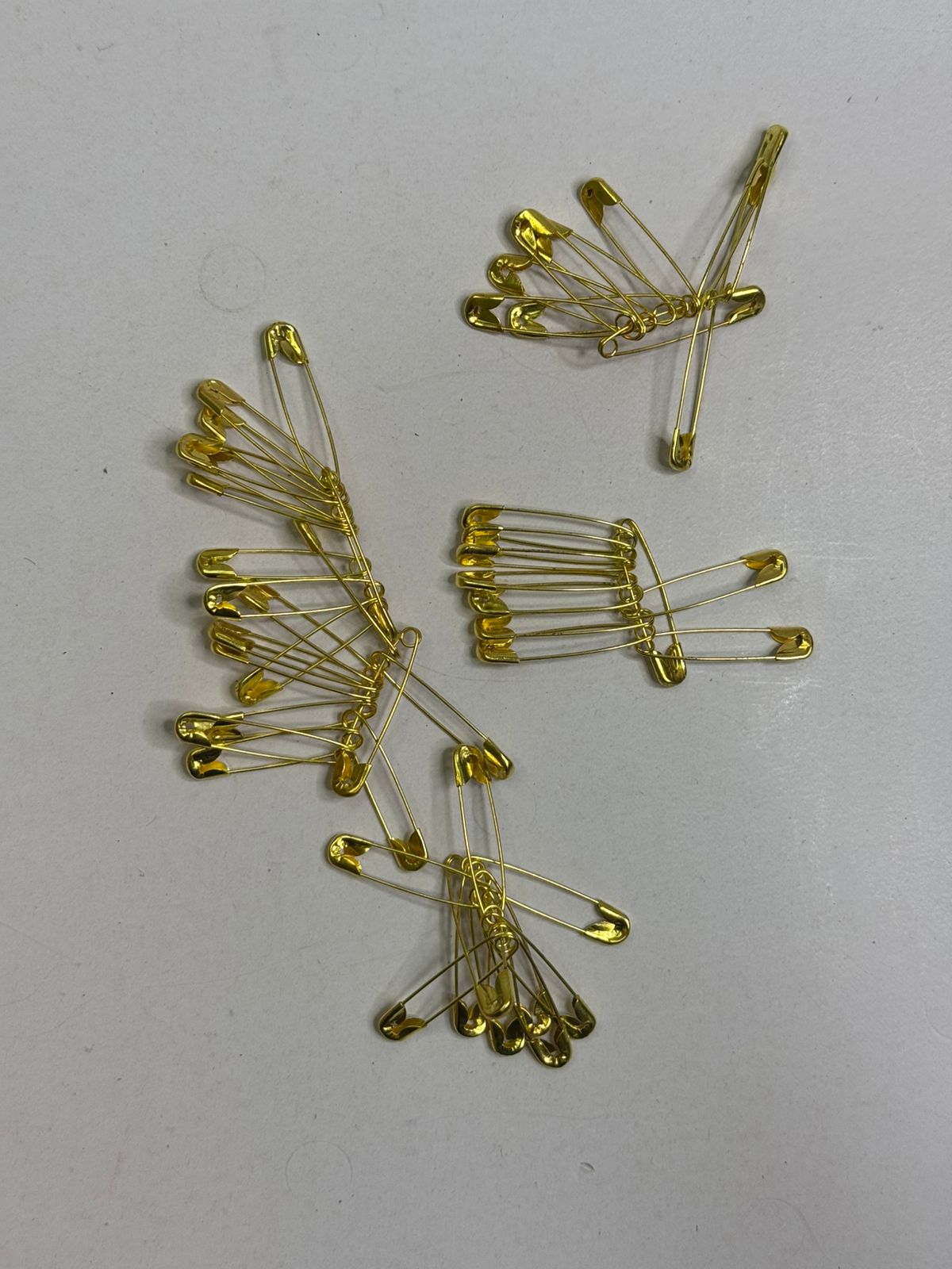 Gold Colour Safety Pin (20 Pcs)